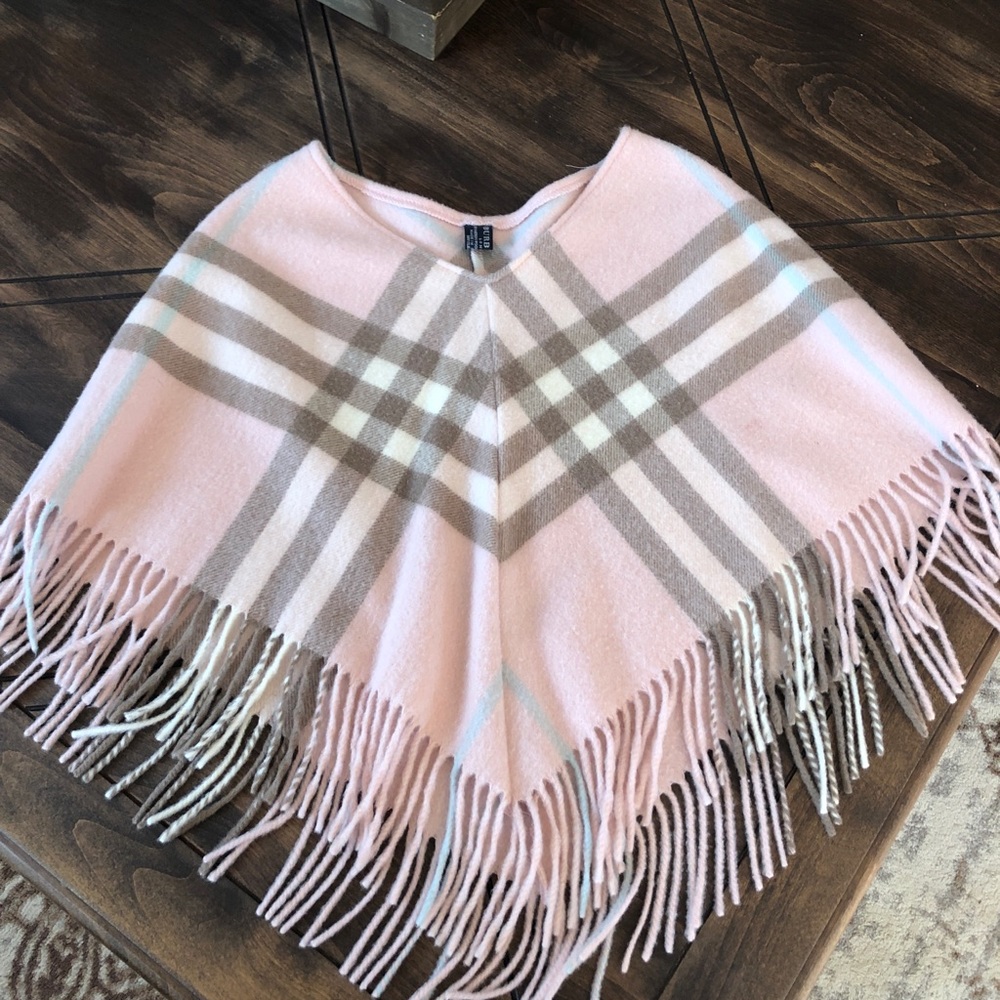 Child’s Burberry Shaw
